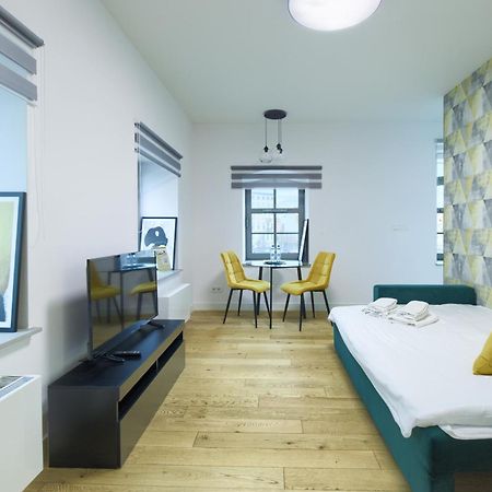 Aboutartapartments - Mlyn Maria Вроцлав Экстерьер фото
