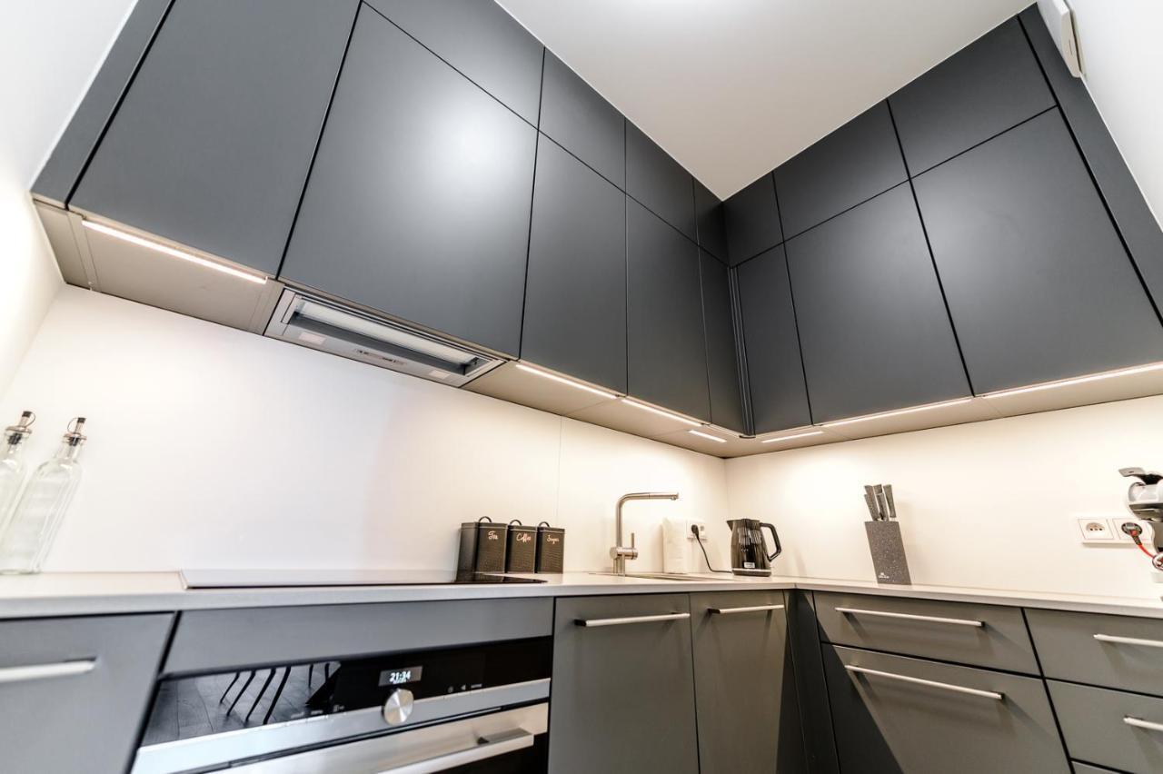 Aboutartapartments - Mlyn Maria Вроцлав Экстерьер фото