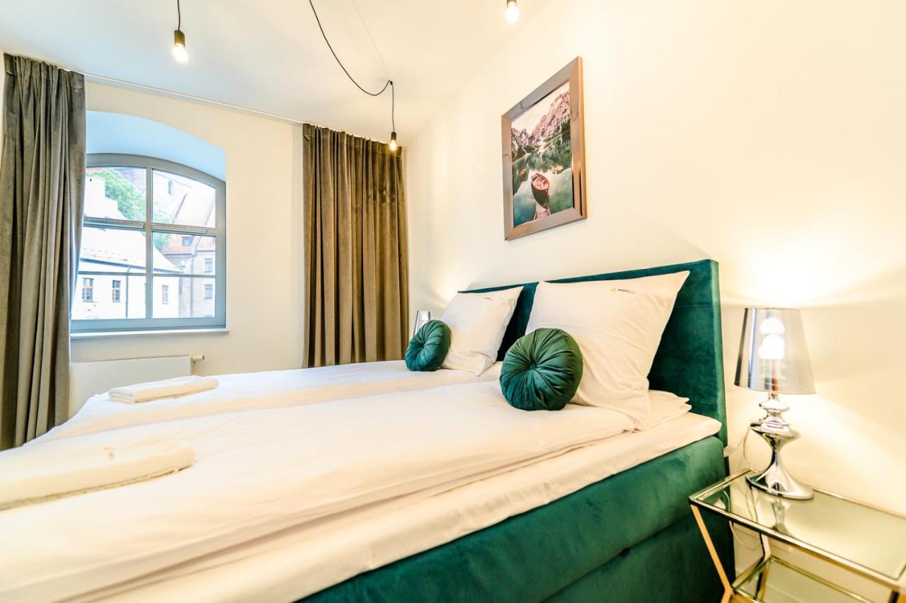 Aboutartapartments - Mlyn Maria Вроцлав Экстерьер фото