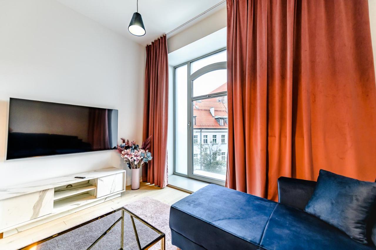 Aboutartapartments - Mlyn Maria Вроцлав Экстерьер фото