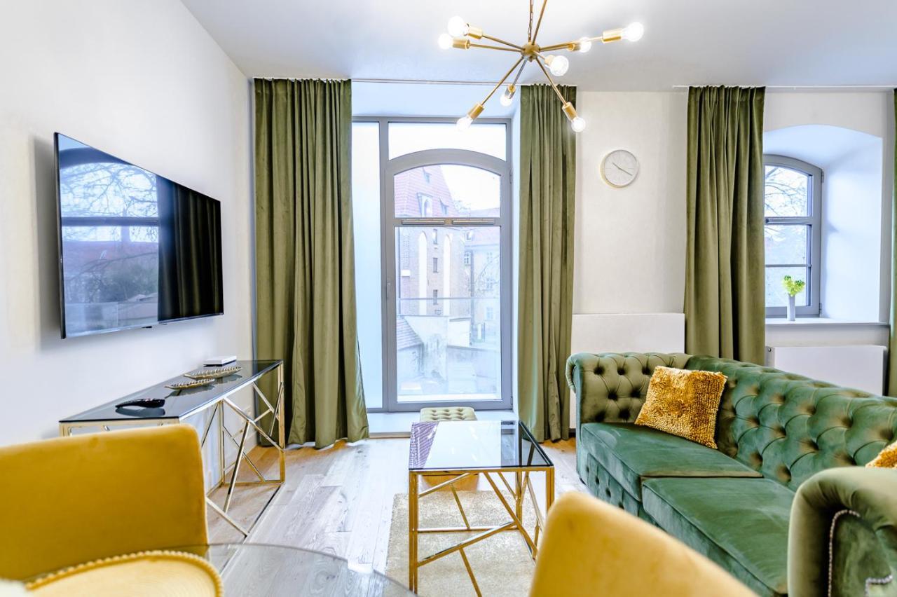 Aboutartapartments - Mlyn Maria Вроцлав Экстерьер фото