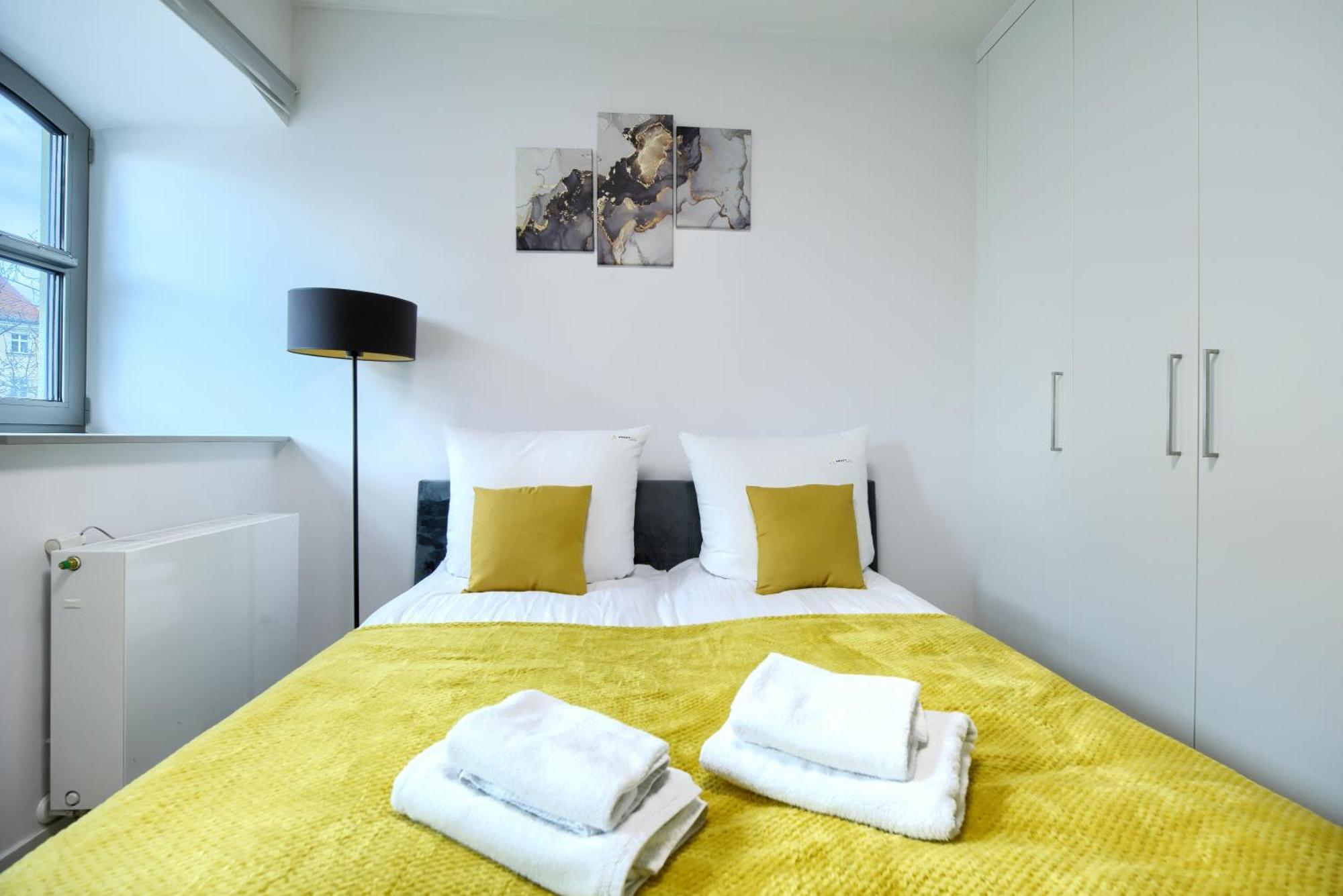 Aboutartapartments - Mlyn Maria Вроцлав Экстерьер фото